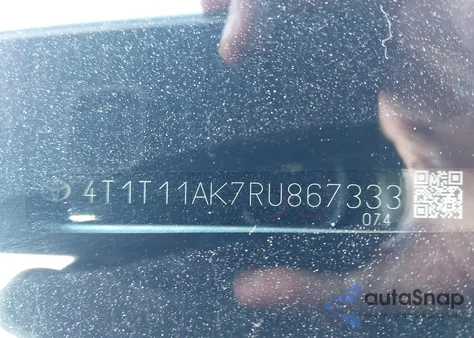 2024 Toyota Camry Se z USA, uszkodzony, nr VIN 4T1T11AK7RU867333